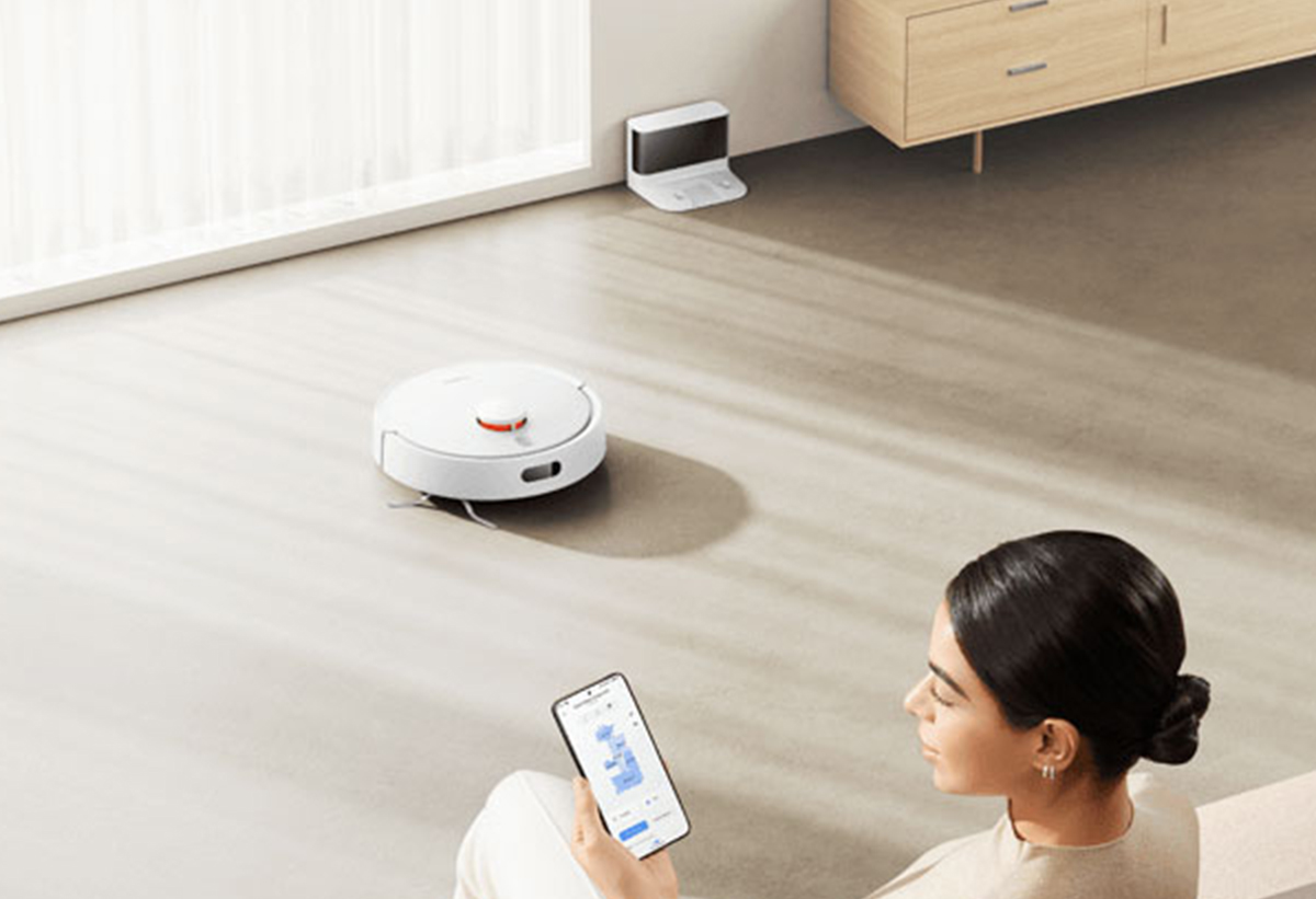 Παρουσιάζει τη σκούπα ρομπότ